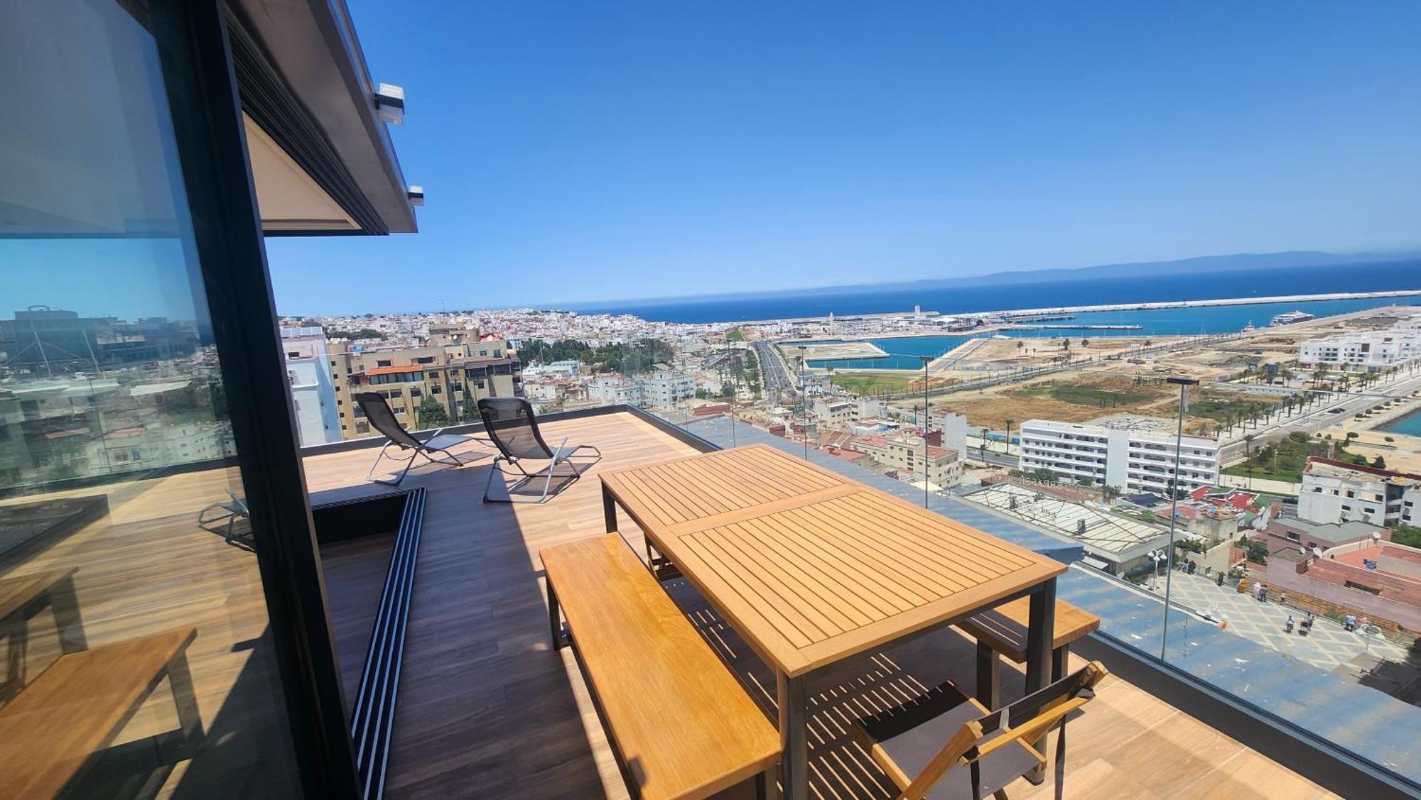 Magnifique Penthouse 160M2 Terrasse 90M2 Vue Mer Tangier Bagian luar foto